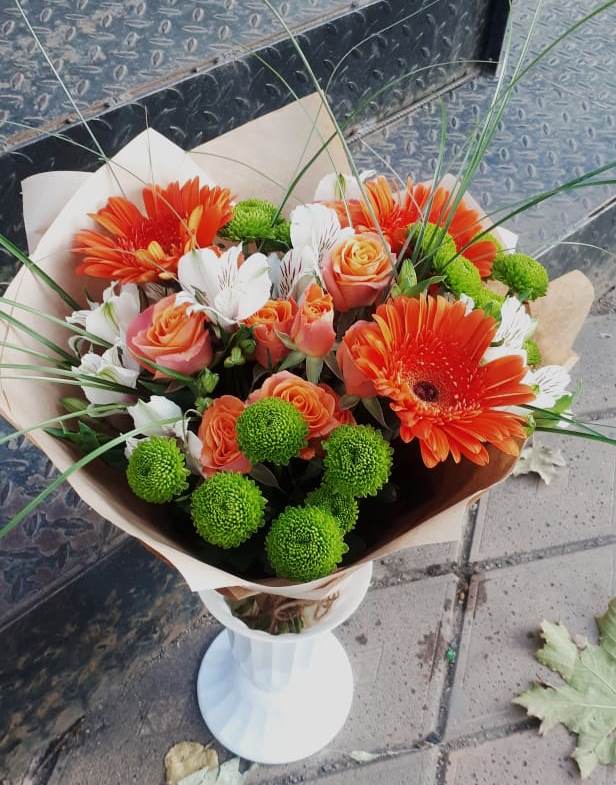 Букет цветов из: Герберы, Хризантемы, Альстромерии и Розы в Баксаненке
