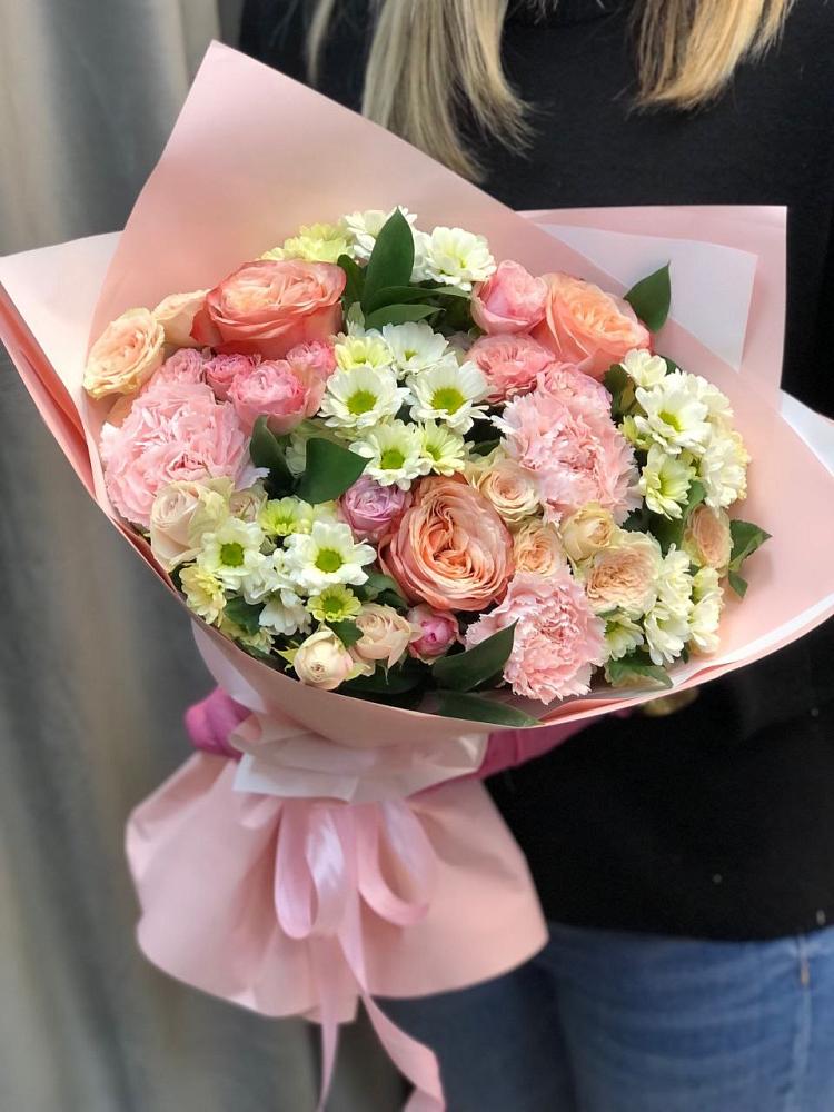 Букет цветов из: Гвоздики, Розы и Хризантемы в Баксаненке