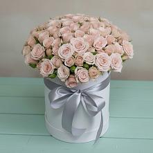 Цветочная композиция из Розы в шляпной коробке в Баксаненке