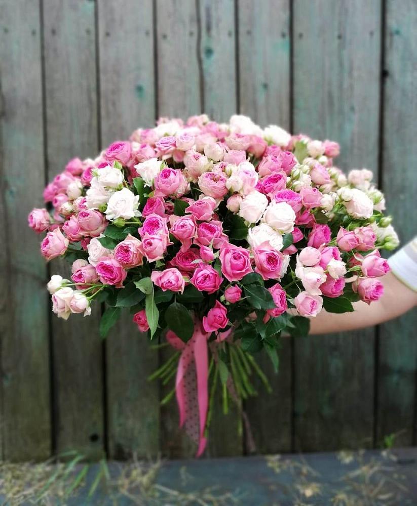 Букет Розовые кустовые розы Натали и Лав Лидия в Баксаненке