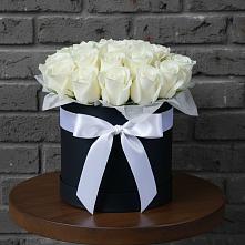 Цветочная композиция из Розы в шляпной коробке в Баксаненке